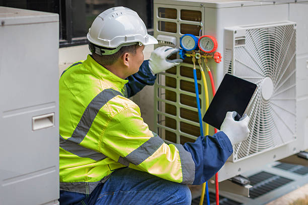 Professional Heat Pump Repair technician working in Franklin, VA